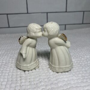 Vintage‎ Formalities Baum Bros White & Gold Kissing Angel Salt & Pepper Shakers